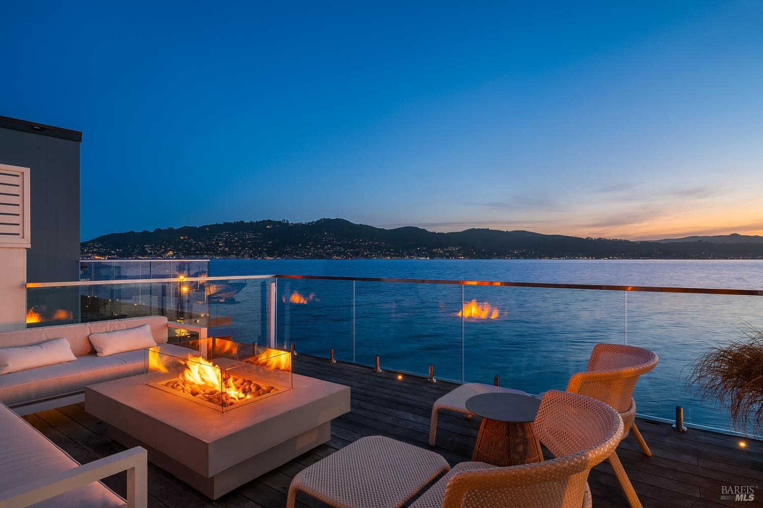 Detail Gallery Image 58 of 66 For 27 West Shore Rd, Belvedere,  CA 94920 - 4 Beds | 2/1 Baths