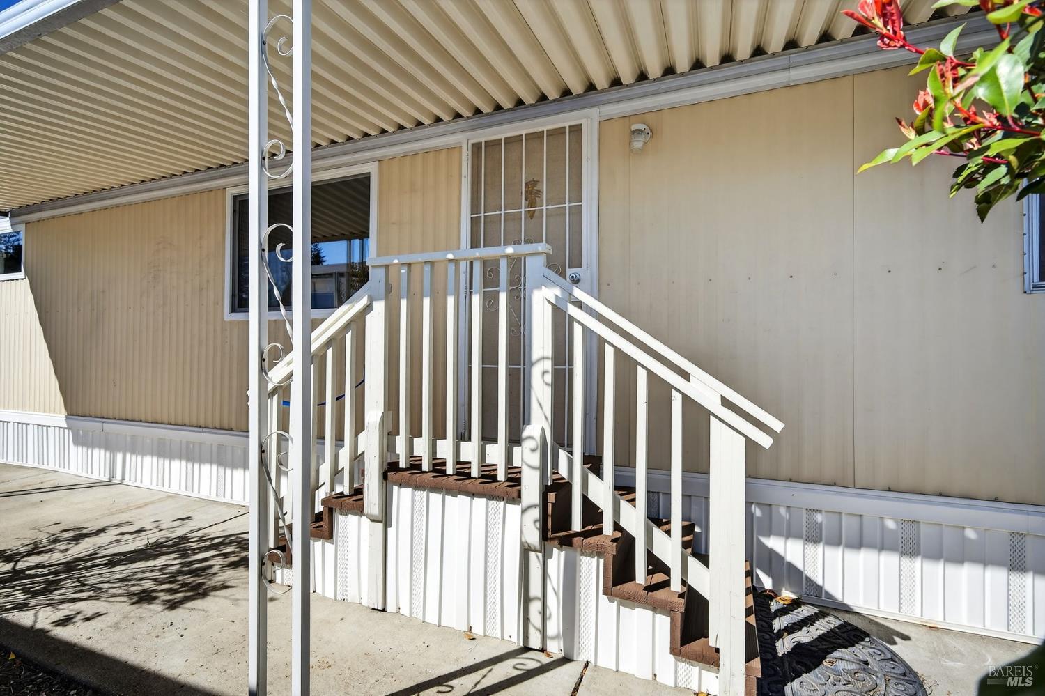 Detail Gallery Image 18 of 23 For 117 Oakwood Ln, Santa Rosa,  CA 95409 - 2 Beds | 1 Baths