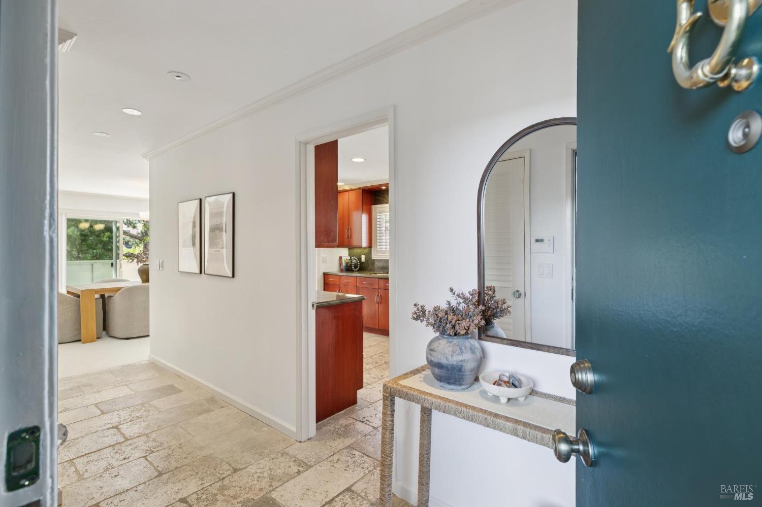 Detail Gallery Image 2 of 41 For 175 Upper via Casitas Unkn #26,  Greenbrae,  CA 94904 - 4 Beds | 2/1 Baths