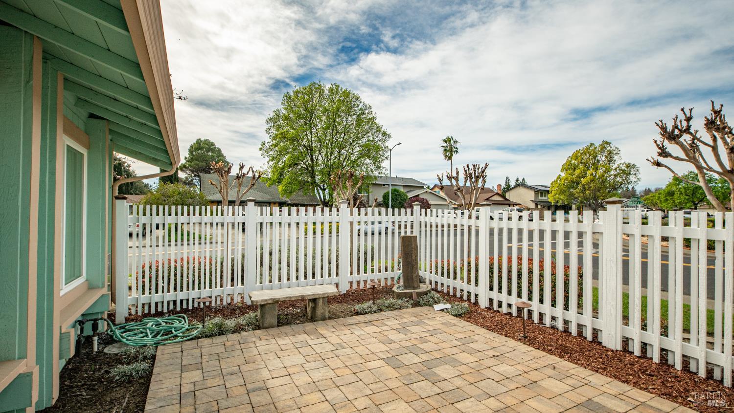 Detail Gallery Image 5 of 37 For 501 Asbury Ln, Fairfield,  CA 94533 - 3 Beds | 2 Baths