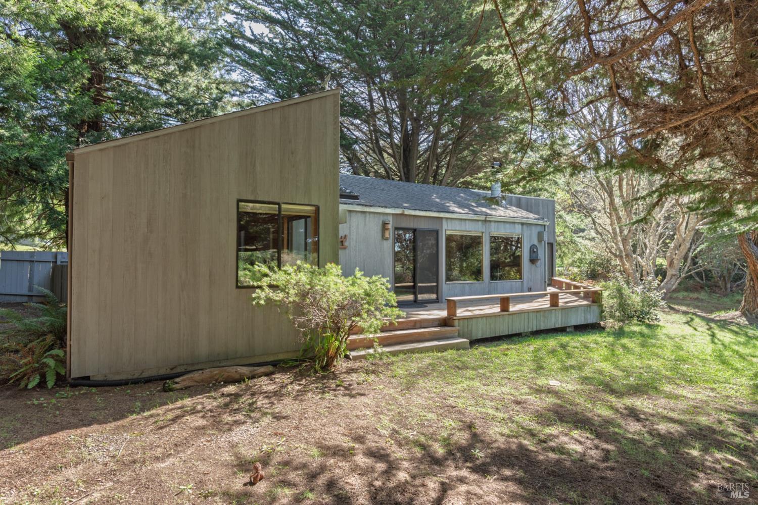 Detail Gallery Image 5 of 38 For 41429 Deer Trl, The Sea Ranch,  CA 95497 - 2 Beds | 2 Baths