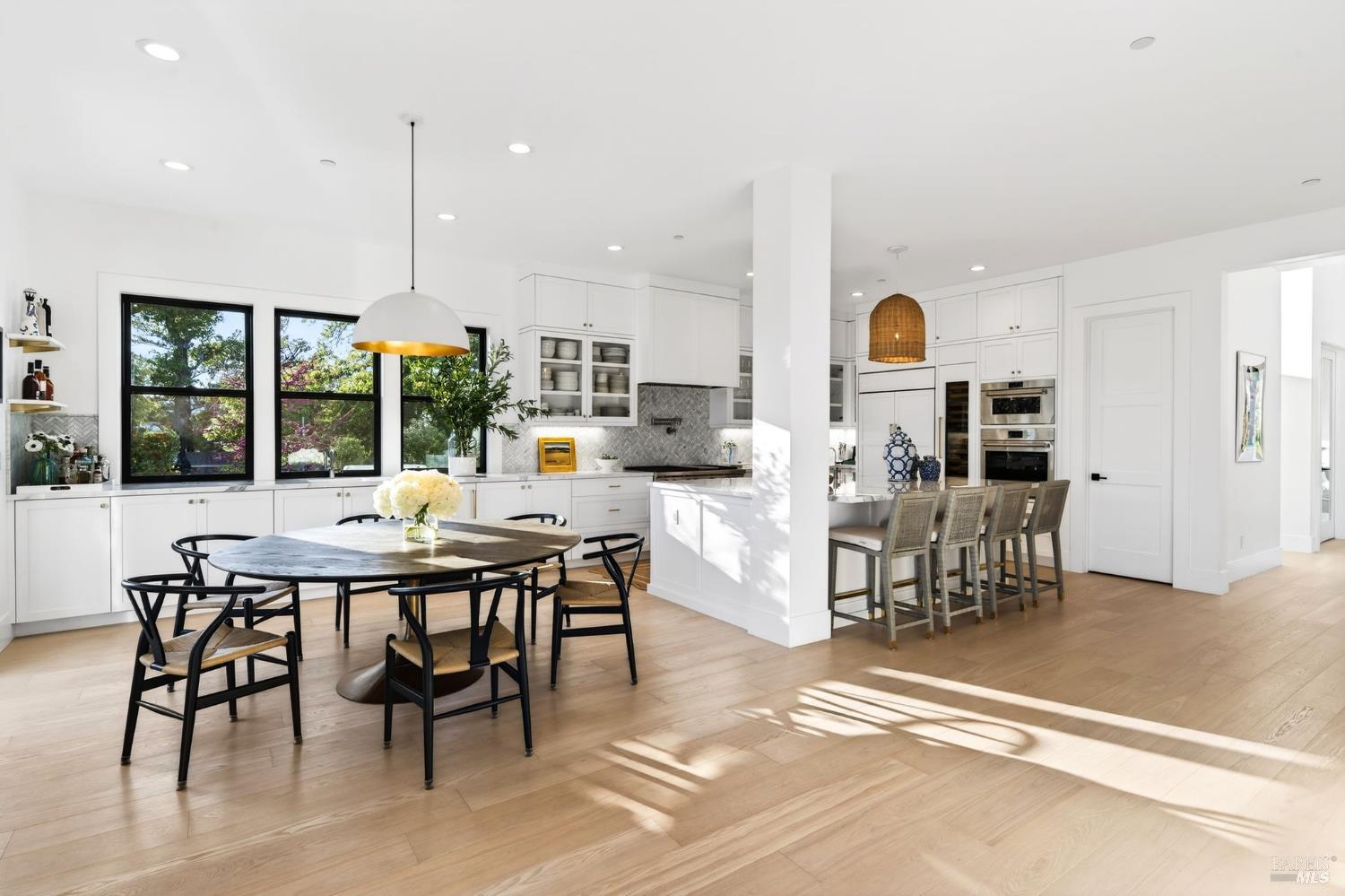 Detail Gallery Image 14 of 86 For 16 Upland Rd, Saint Helena,  CA 94574 - 4 Beds | 4/2 Baths