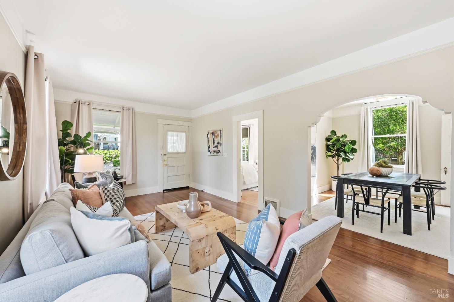 Detail Gallery Image 8 of 49 For 120 Redwood Rd, San Anselmo,  CA 94960 - 3 Beds | 2 Baths