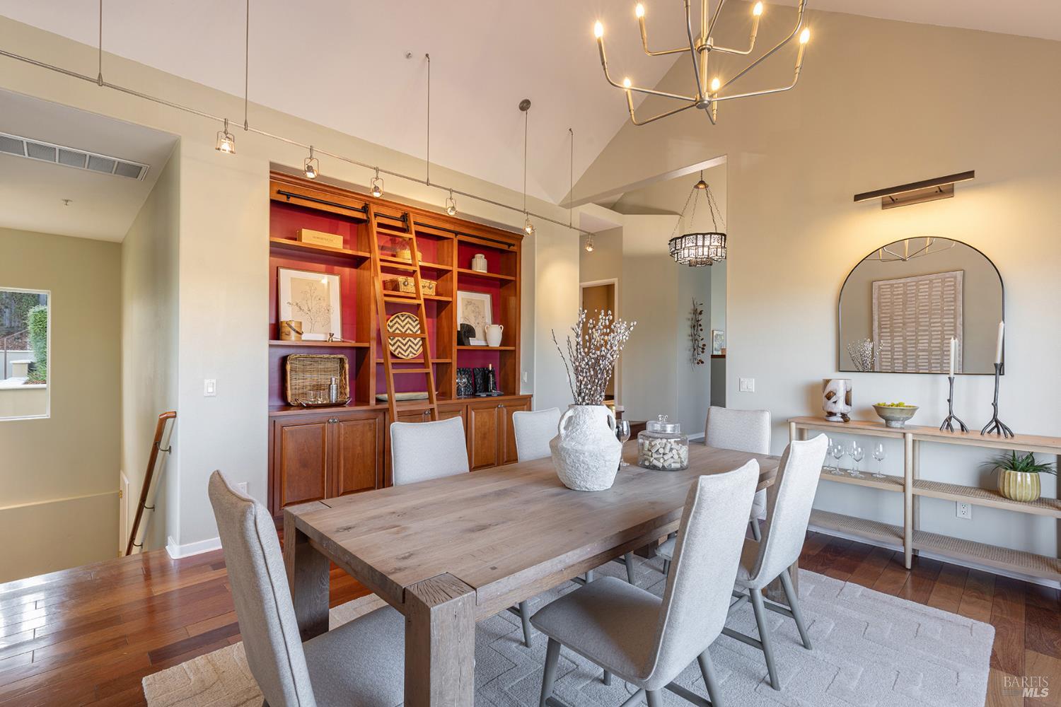 Detail Gallery Image 18 of 77 For 42 Clement Ct, Napa,  CA 94558 - 3 Beds | 2/1 Baths