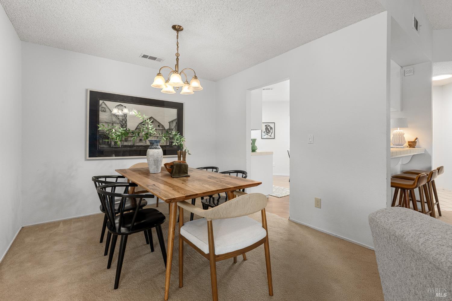 Detail Gallery Image 13 of 47 For 630 Kinglet St, Suisun City,  CA 94585 - 3 Beds | 2 Baths