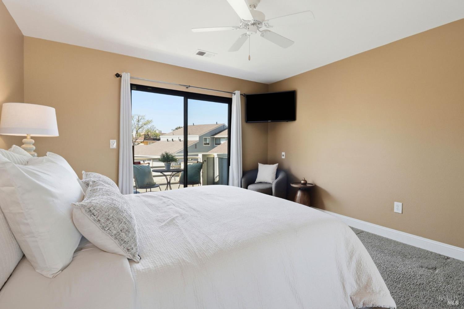 Detail Gallery Image 16 of 32 For 19167 Robinson Rd #H,  Sonoma,  CA 95476 - 2 Beds | 1/1 Baths