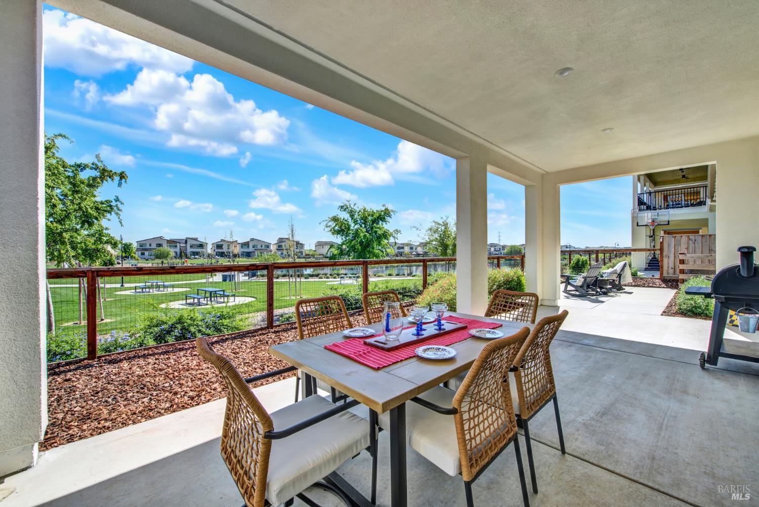 Detail Gallery Image 31 of 52 For 2456 Shore Vista Unkn, Fairfield,  CA 94533 - 3 Beds | 2 Baths