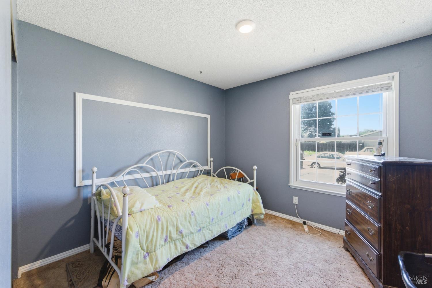 Detail Gallery Image 28 of 43 For 532 Gregory Dr, Vacaville,  CA 95687 - 4 Beds | 2 Baths