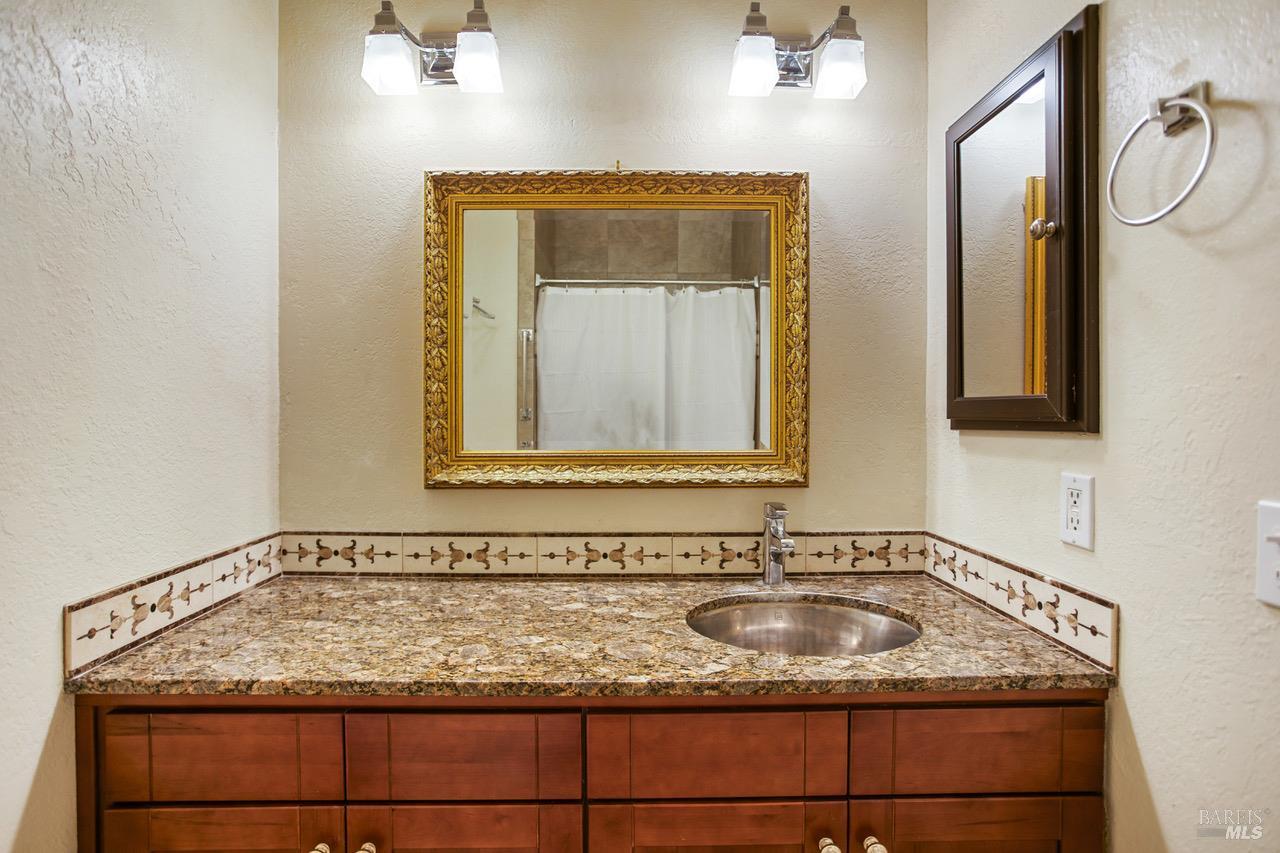 Detail Gallery Image 27 of 38 For 2505 Copperfield Dr, Santa Rosa,  CA 95401 - 4 Beds | 2 Baths