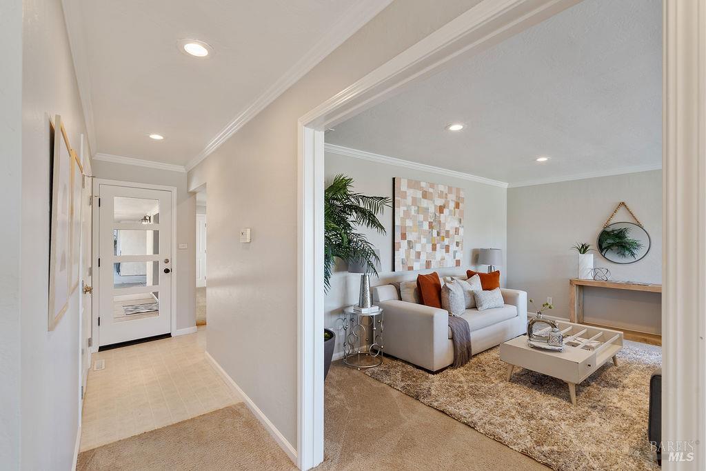 Detail Gallery Image 6 of 62 For 401 Valle Vista Ave, Vallejo,  CA 94590 - 4 Beds | 3 Baths