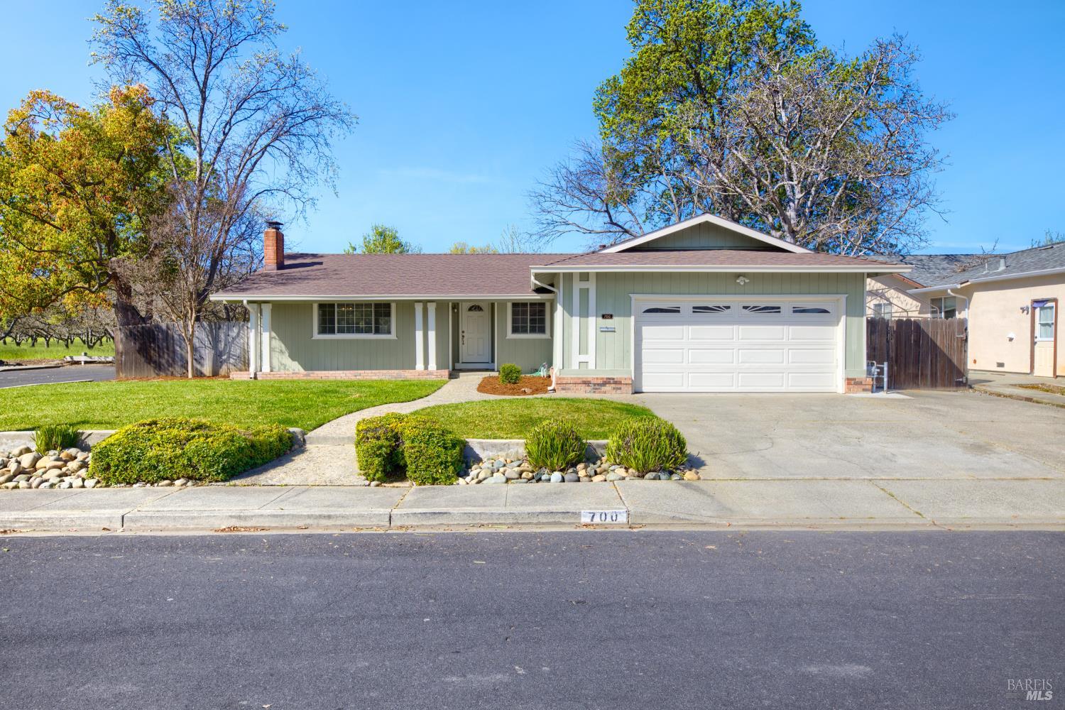 Detail Gallery Image 42 of 42 For 700 Granada Ln, Vacaville,  CA 95688 - 4 Beds | 2 Baths