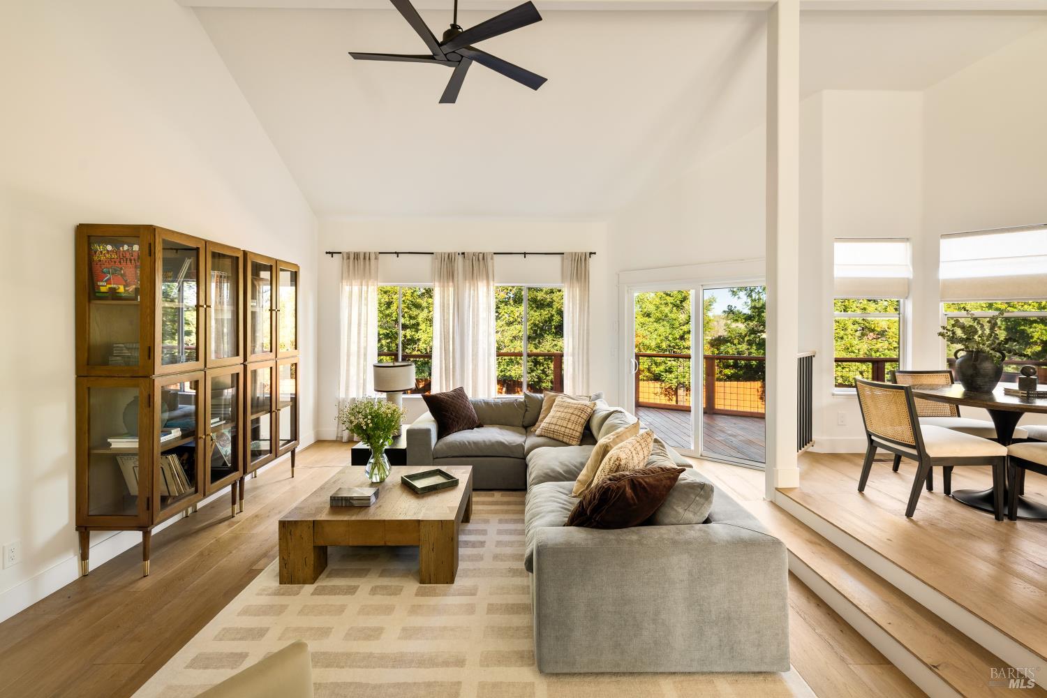 Detail Gallery Image 37 of 97 For 267 Alta Mira Dr, Vacaville,  CA 95688 - 4 Beds | 3 Baths