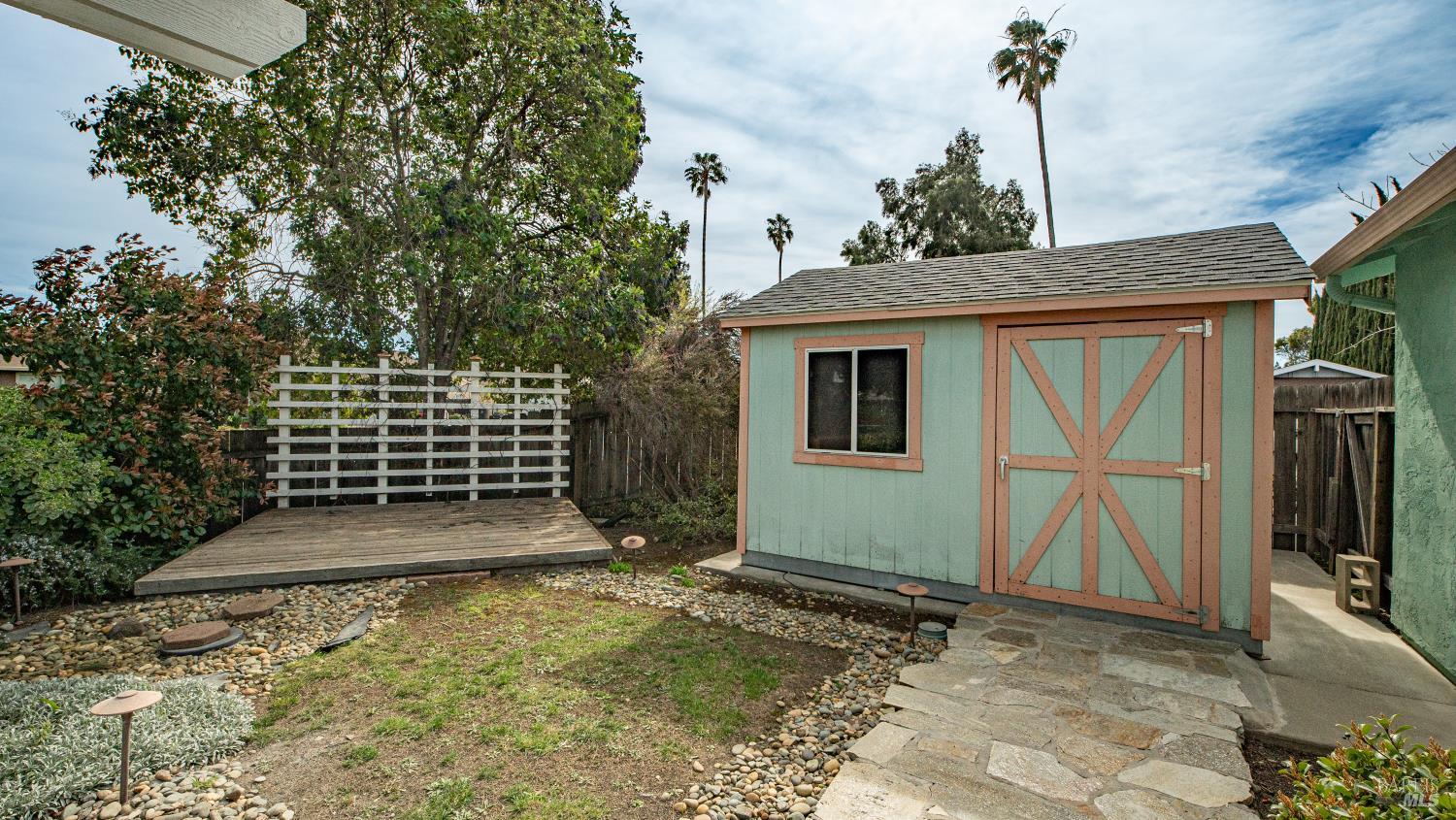 Detail Gallery Image 33 of 37 For 501 Asbury Ln, Fairfield,  CA 94533 - 3 Beds | 2 Baths
