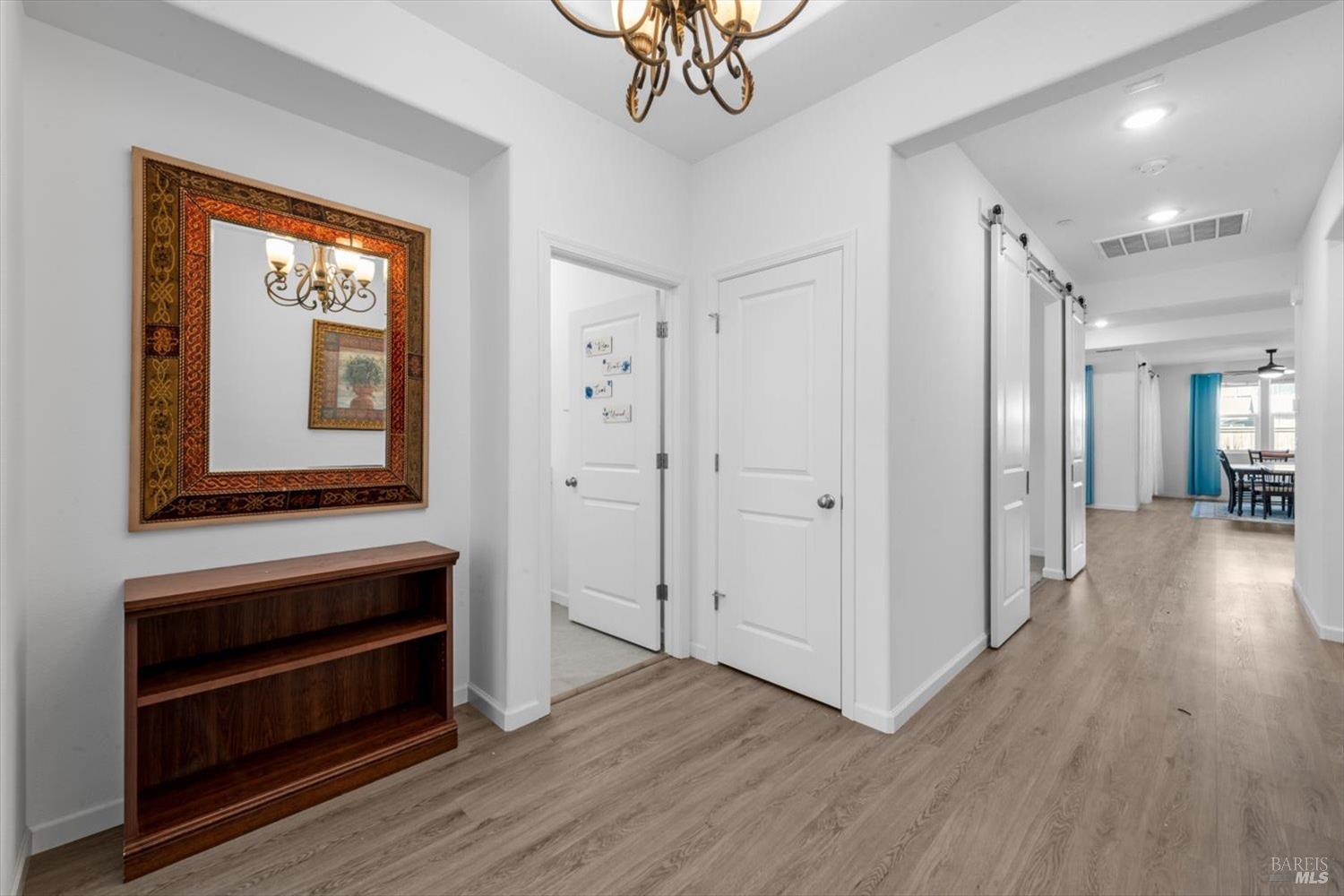 Detail Gallery Image 5 of 47 For 2130 Lark Way, Dixon,  CA 95620 - 3 Beds | 2 Baths