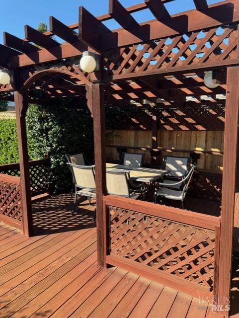 Detail Gallery Image 7 of 15 For 48 Clemente Ct, Novato,  CA 94945 - 4 Beds | 2 Baths