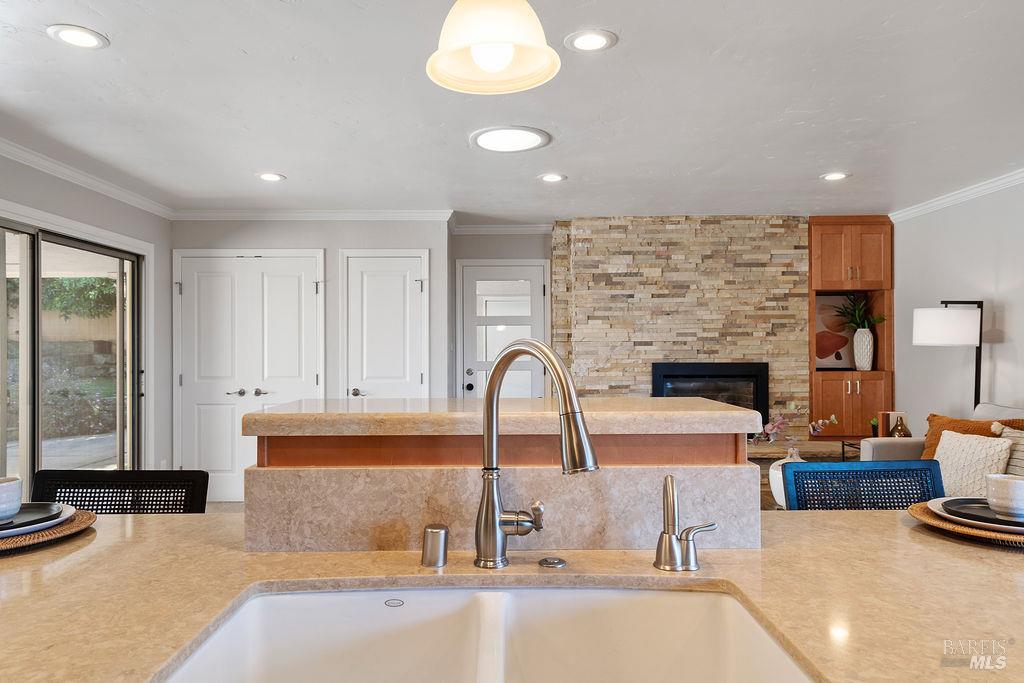 Detail Gallery Image 18 of 62 For 401 Valle Vista Ave, Vallejo,  CA 94590 - 4 Beds | 3 Baths