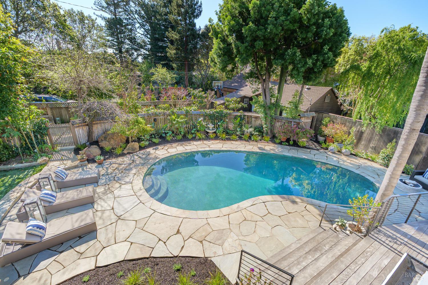 Detail Gallery Image 33 of 41 For 37 Rosebank Ave, Kentfield,  CA 94904 - 4 Beds | 4 Baths