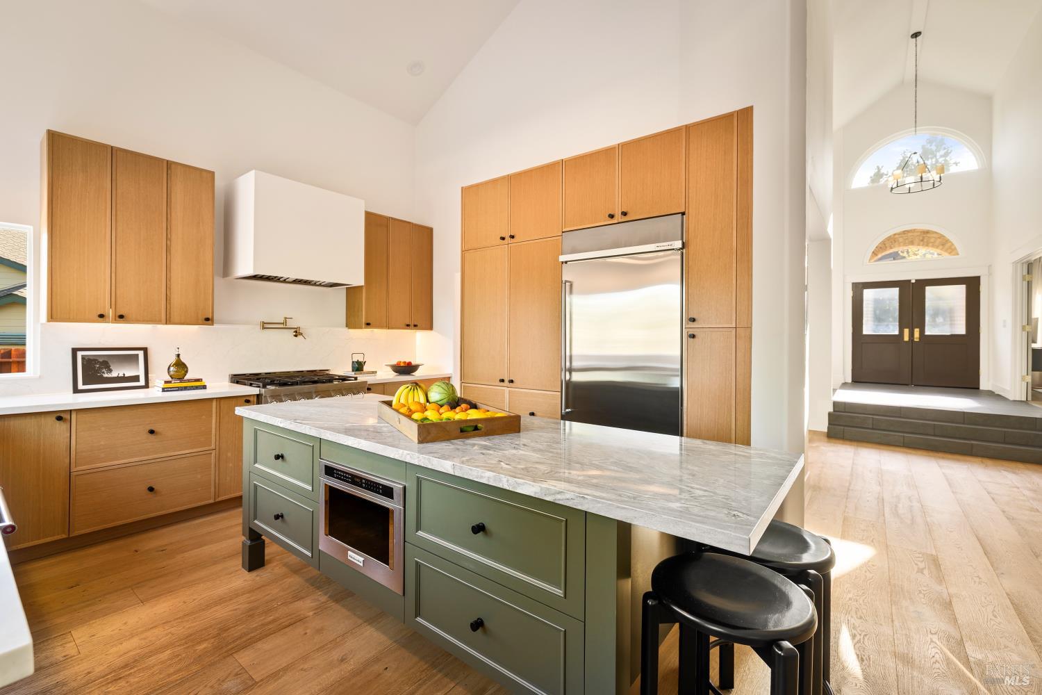 Detail Gallery Image 14 of 97 For 267 Alta Mira Dr, Vacaville,  CA 95688 - 4 Beds | 3 Baths