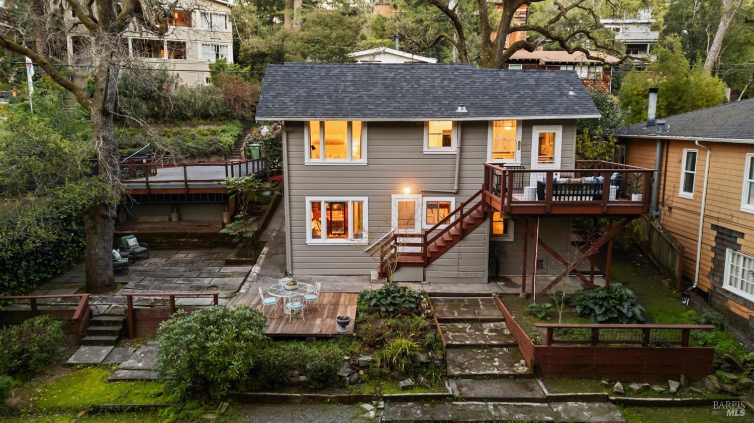 Detail Gallery Image 3 of 49 For 120 Redwood Rd, San Anselmo,  CA 94960 - 3 Beds | 2 Baths