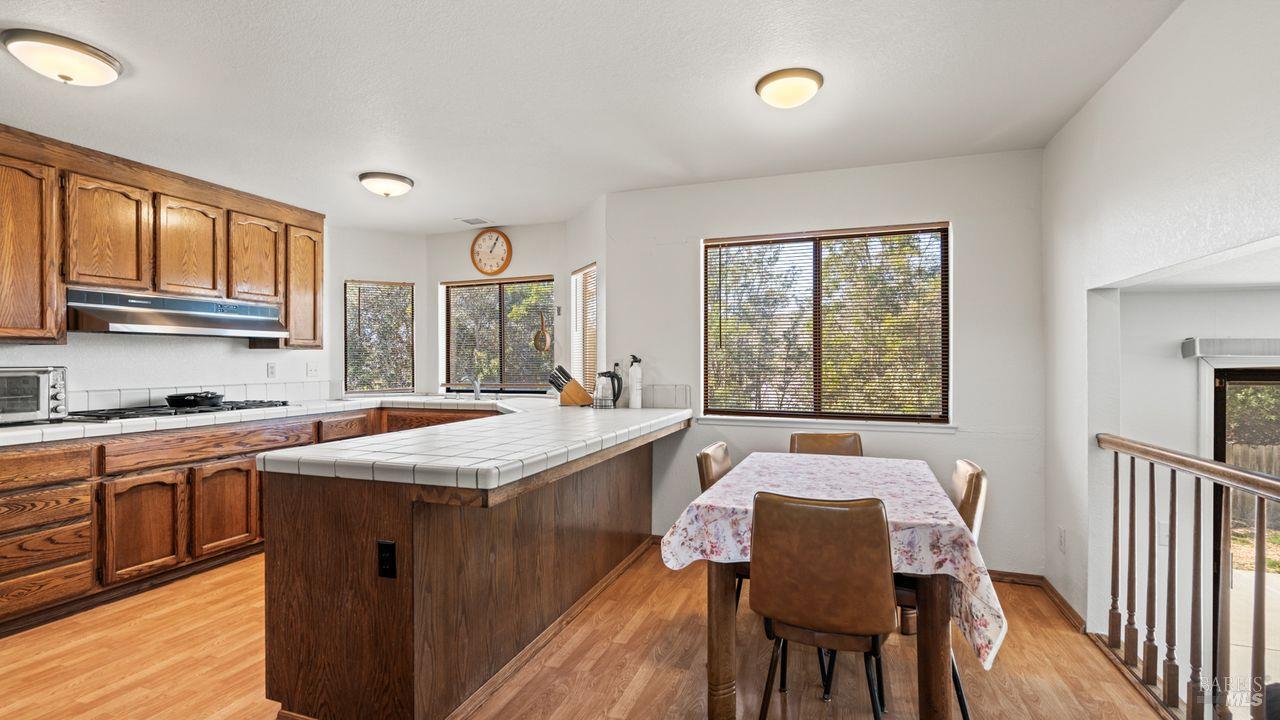 Detail Gallery Image 11 of 45 For 171 Ancheta Pl, Vallejo,  CA 94591 - 4 Beds | 2/1 Baths