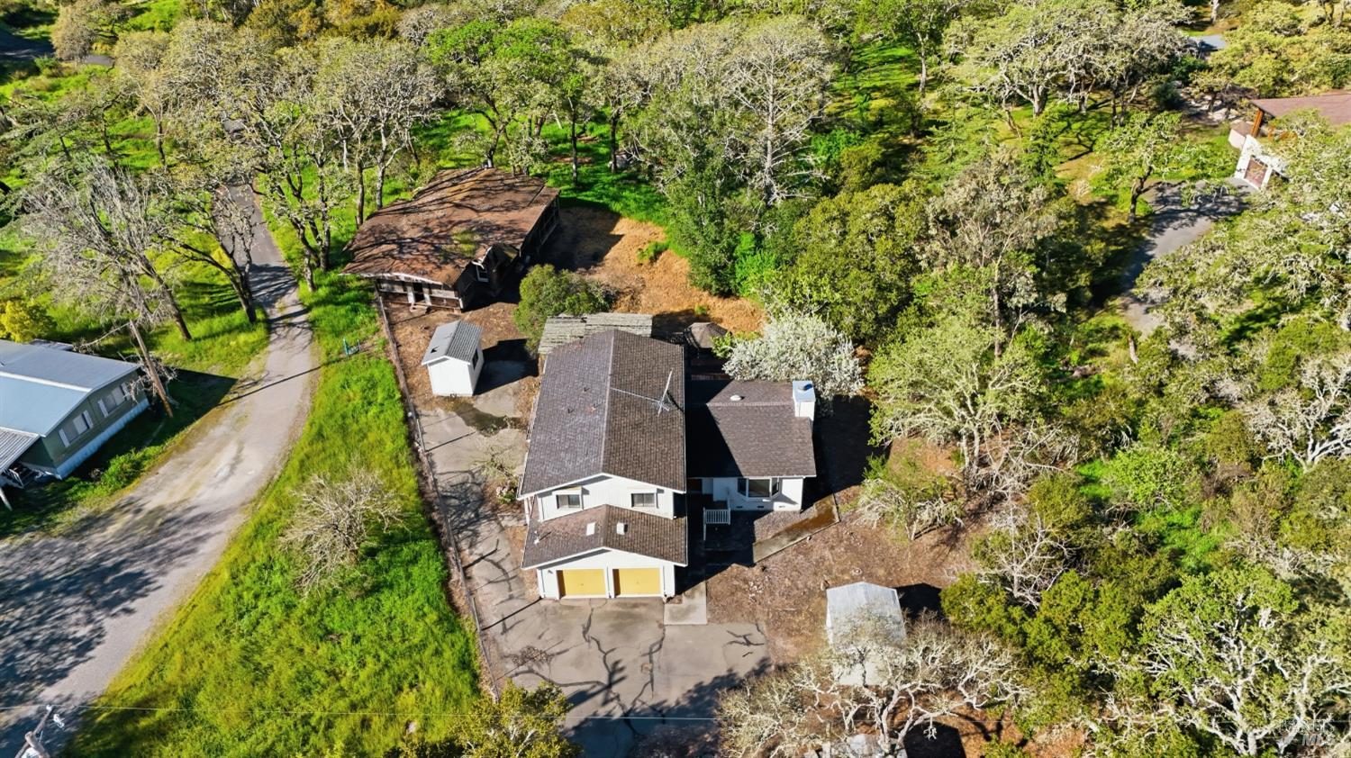 Detail Gallery Image 15 of 27 For 3575 Wood Valley Rd, Sonoma,  CA 95476 - 3 Beds | 3 Baths