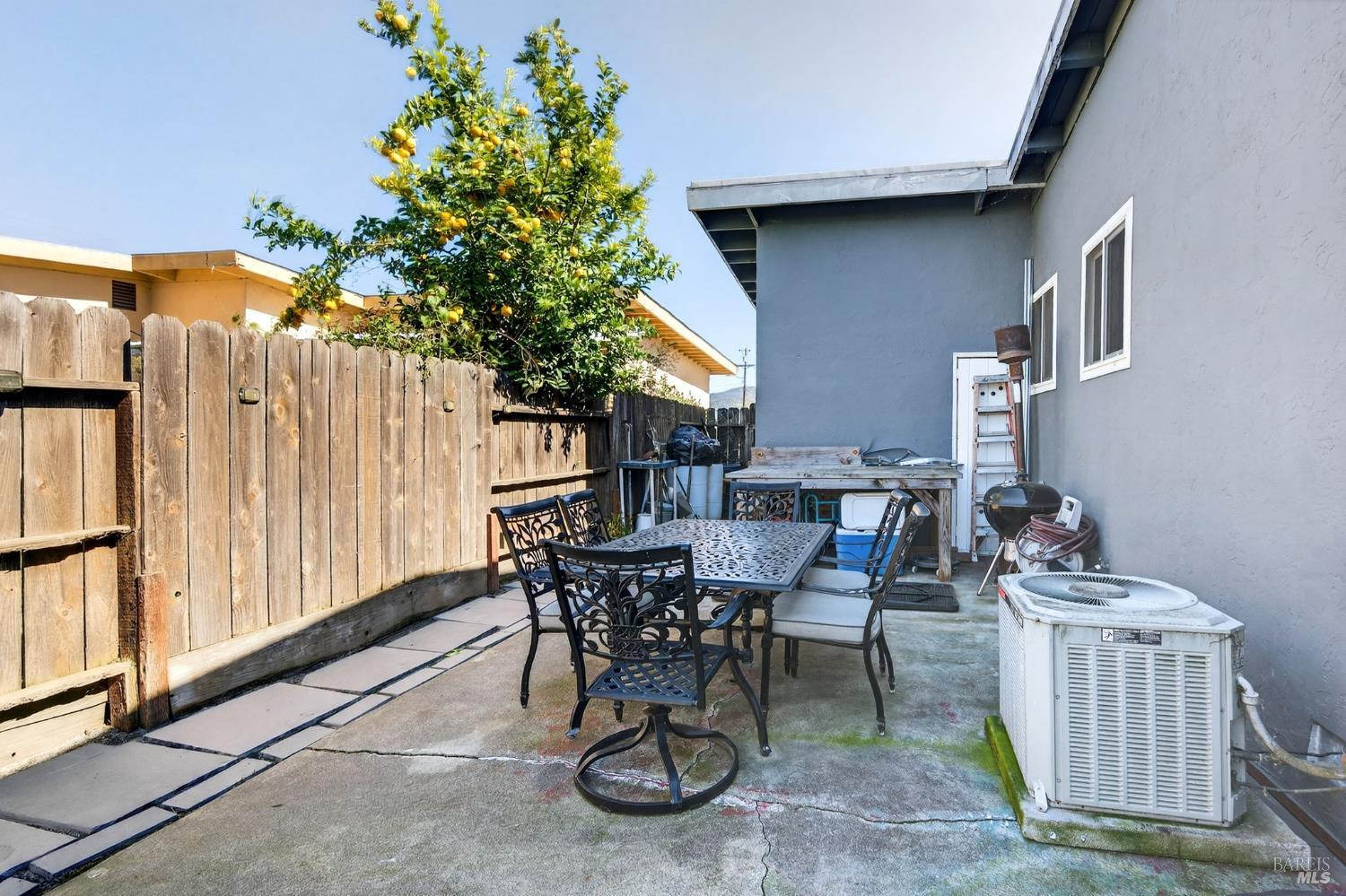 Detail Gallery Image 18 of 23 For 635 S Minahen St, Napa,  CA 94559 - 3 Beds | 0 Baths