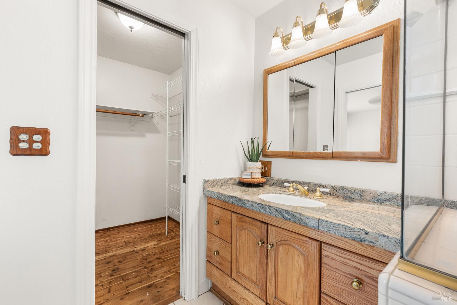 Detail Gallery Image 28 of 42 For 700 Granada Ln, Vacaville,  CA 95688 - 4 Beds | 2 Baths