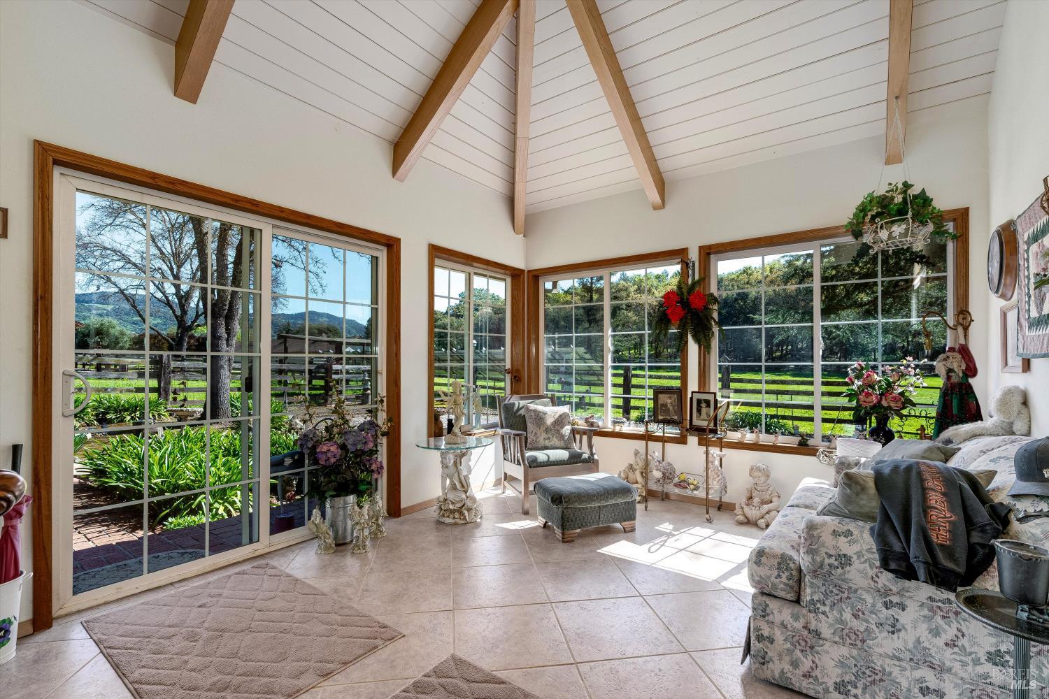 Detail Gallery Image 25 of 70 For 3061 North Ave, Napa,  CA 94558 - 3 Beds | 2 Baths