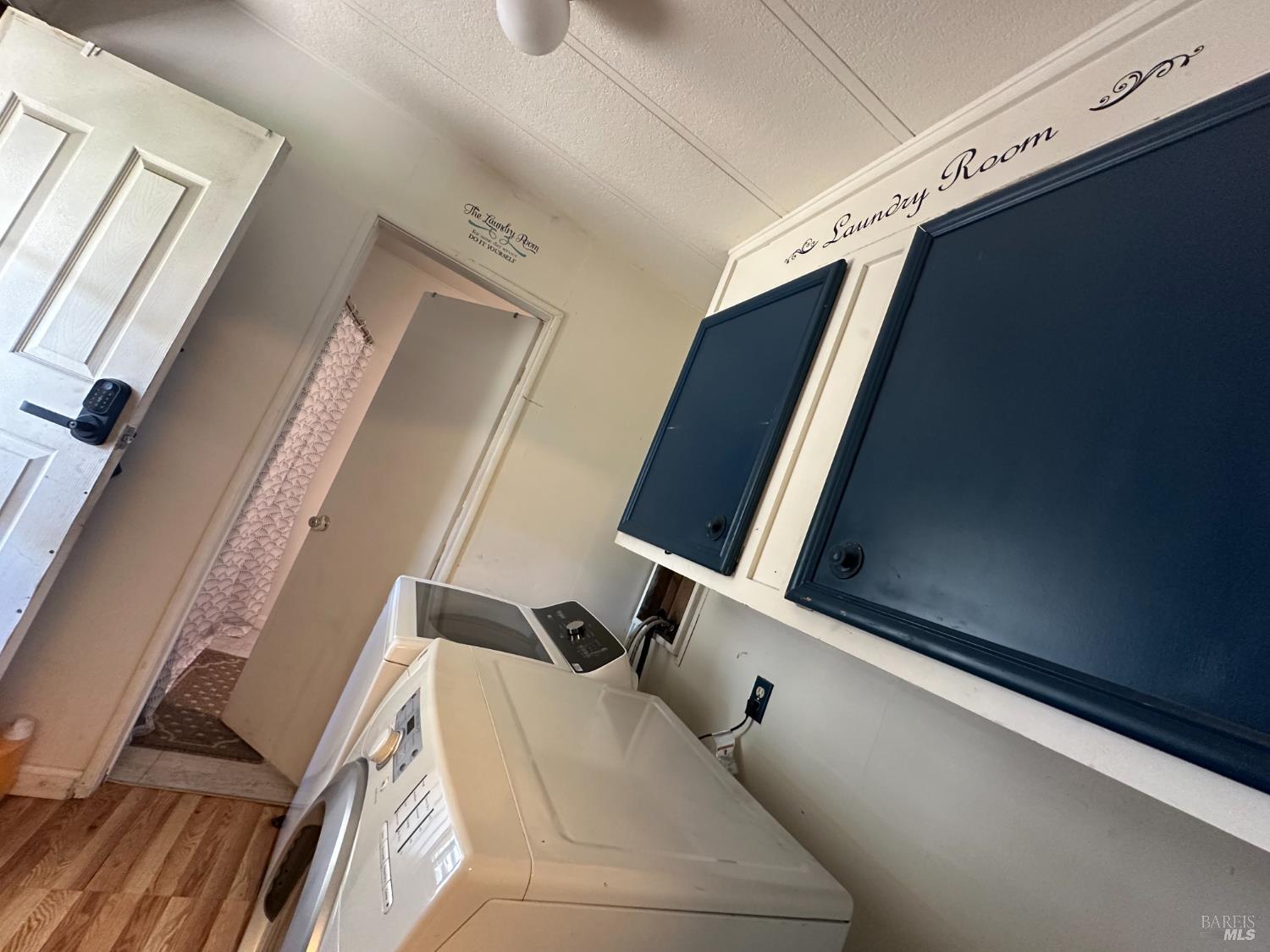 Detail Gallery Image 23 of 25 For 121 Century Ct, Fairfield,  CA 94533 - 3 Beds | 2 Baths