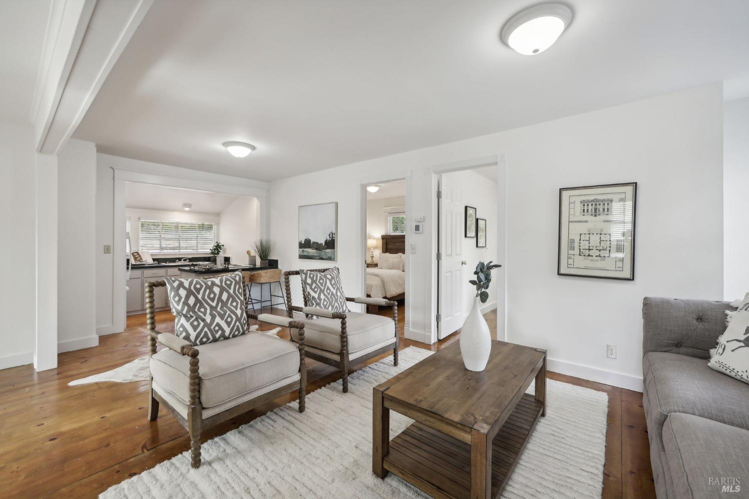 Detail Gallery Image 8 of 56 For 4601 Lake County Hwy, Calistoga,  CA 94515 - 2 Beds | 1 Baths