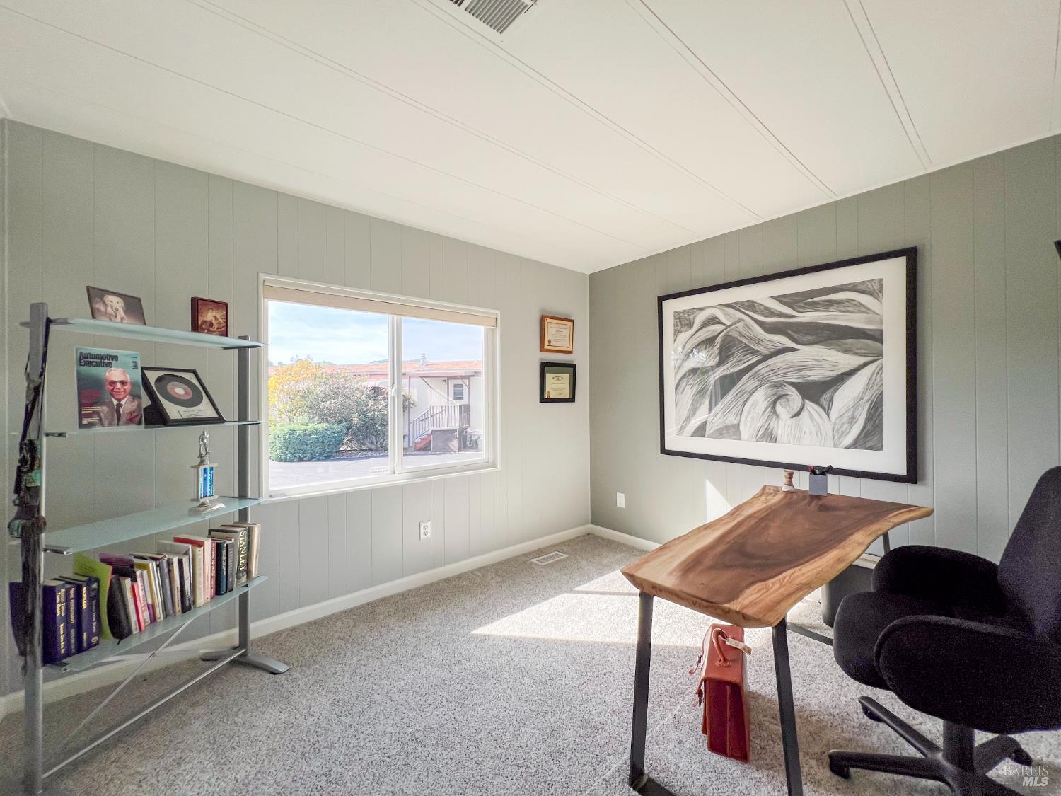 Detail Gallery Image 10 of 66 For 145 Bear Flag Rd, Sonoma,  CA 95476 - 3 Beds | 2 Baths