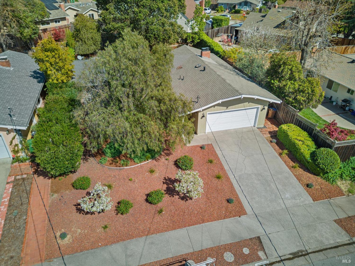 Detail Gallery Image 71 of 81 For 212 Blackstone Dr, San Rafael,  CA 94903 - 3 Beds | 2 Baths