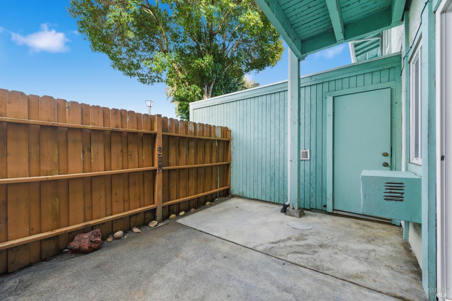 Detail Gallery Image 22 of 37 For 423 Gregory Ln #28,  Fairfield,  CA 94533 - 2 Beds | 1 Baths