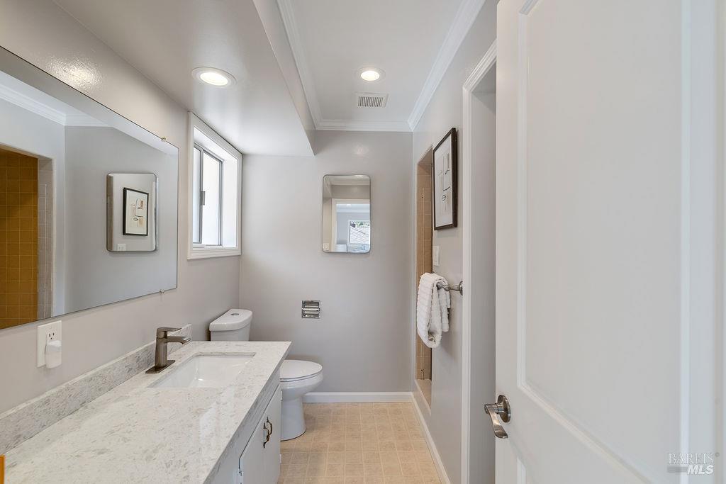 Detail Gallery Image 36 of 62 For 401 Valle Vista Ave, Vallejo,  CA 94590 - 4 Beds | 3 Baths