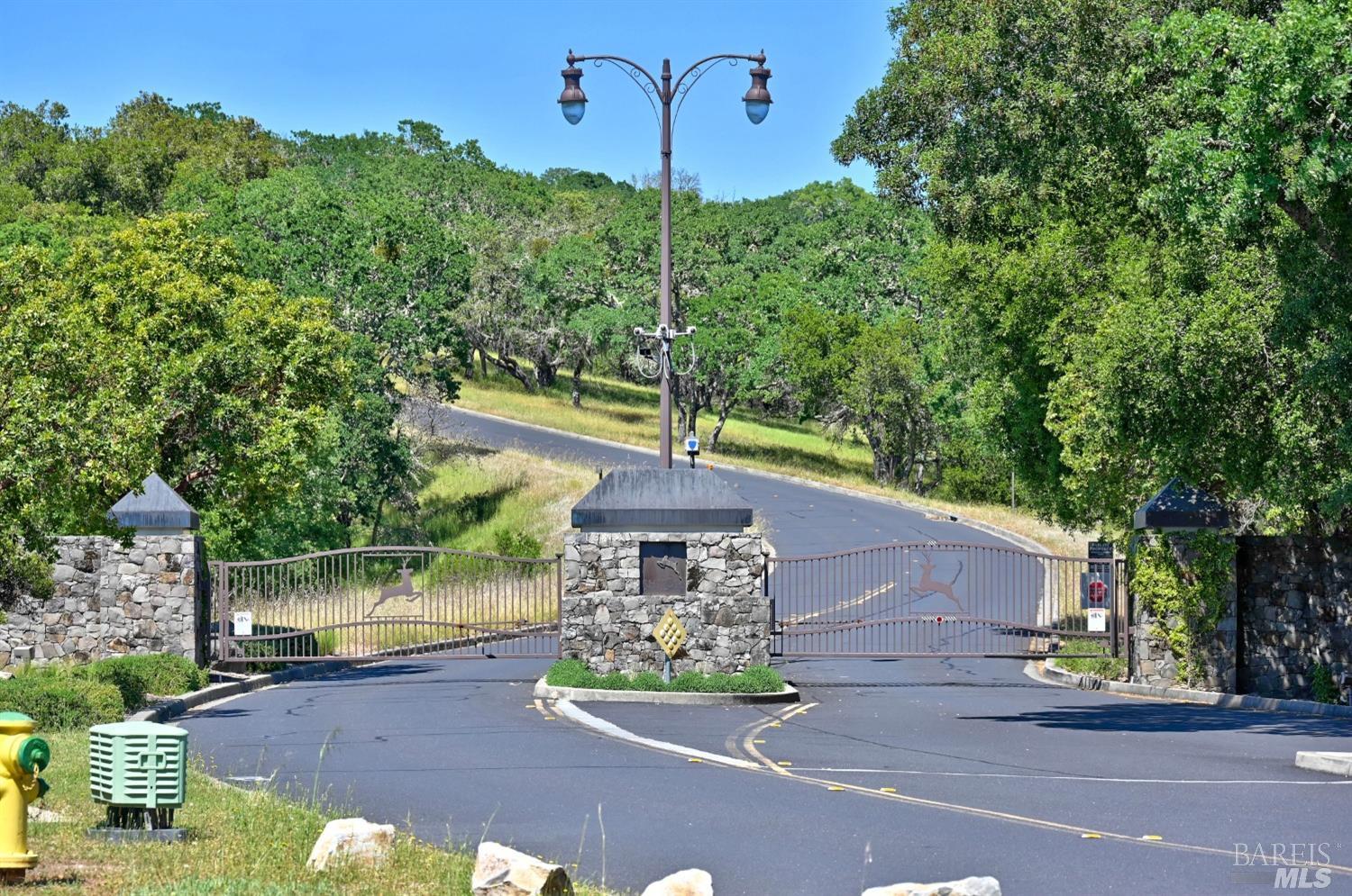 Detail Gallery Image 2 of 21 For 4801 Shiloh Ridge Rd, Santa Rosa,  CA 95402 - – Beds | – Baths