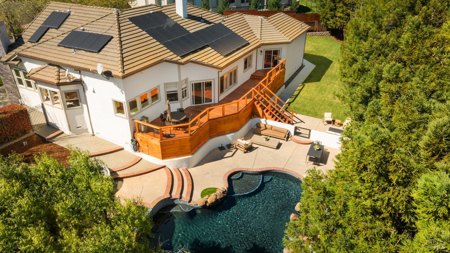 Detail Gallery Image 2 of 97 For 267 Alta Mira Dr, Vacaville,  CA 95688 - 4 Beds | 3 Baths