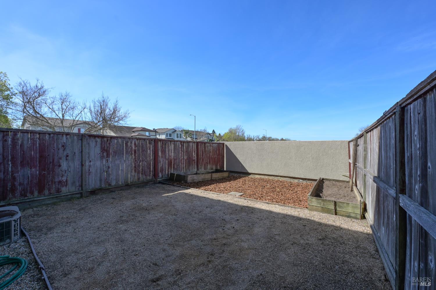 Detail Gallery Image 21 of 26 For 2835 Coleman Glen Ln, Santa Rosa,  CA 95407 - 3 Beds | 3 Baths