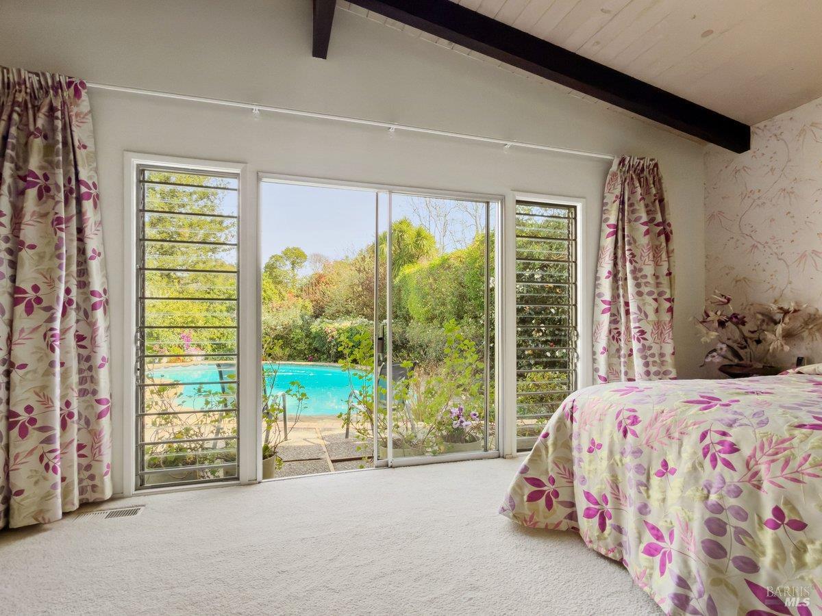 Detail Gallery Image 16 of 58 For 5 Mather Rd, San Anselmo,  CA 94960 - 5 Beds | 2 Baths