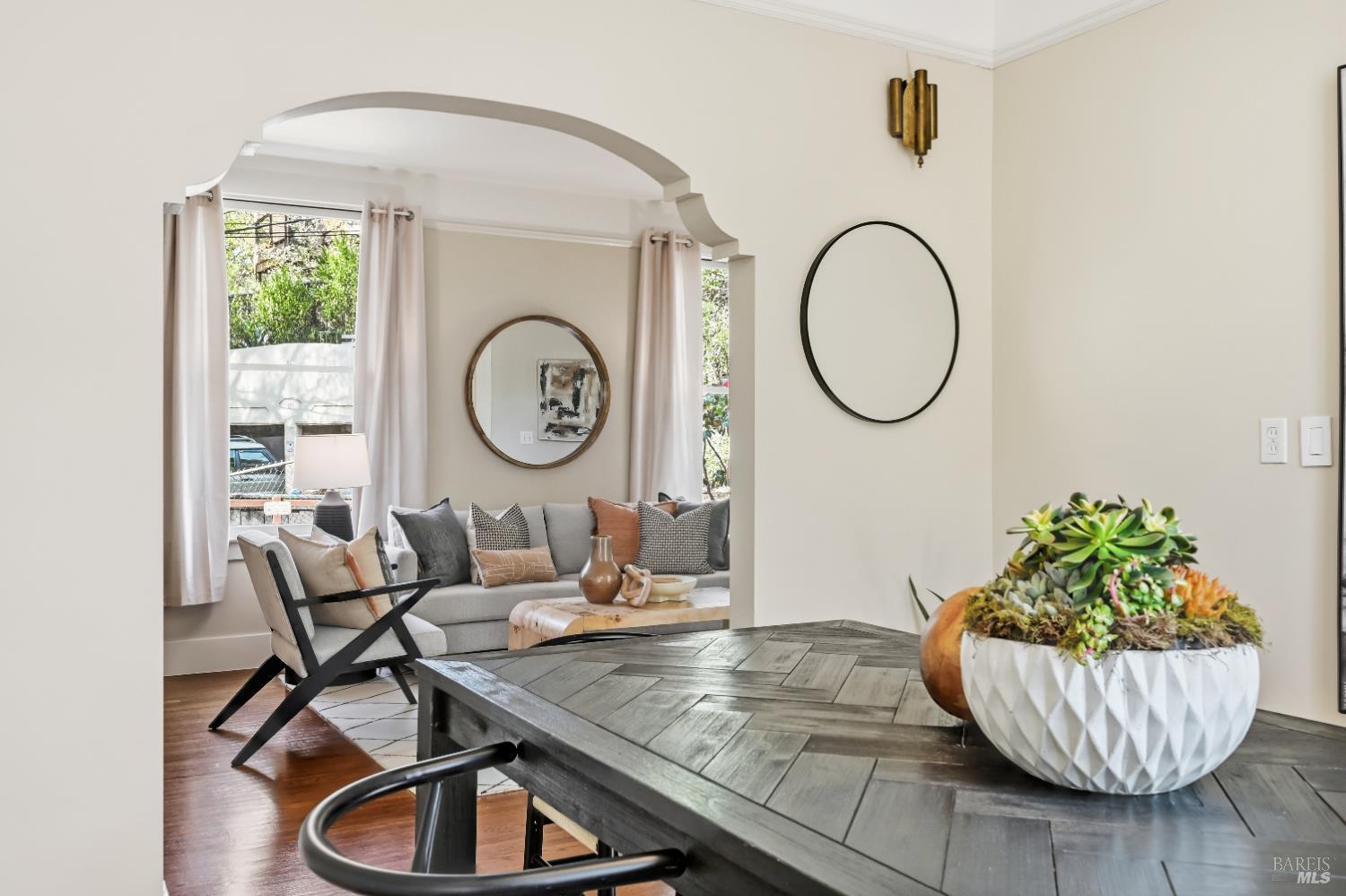 Detail Gallery Image 9 of 49 For 120 Redwood Rd, San Anselmo,  CA 94960 - 3 Beds | 2 Baths