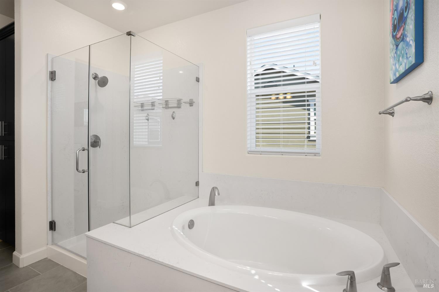 Detail Gallery Image 32 of 44 For 7465 Walker Way, Rohnert Park,  CA 94928 - 3 Beds | 2/1 Baths