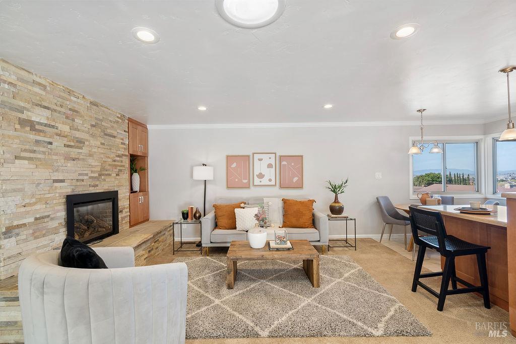 Detail Gallery Image 27 of 62 For 401 Valle Vista Ave, Vallejo,  CA 94590 - 4 Beds | 3 Baths