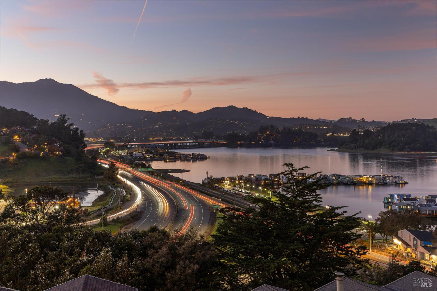 Detail Gallery Image 47 of 49 For 100 Eden Roc Dr, Sausalito,  CA 94965 - 4 Beds | 2 Baths