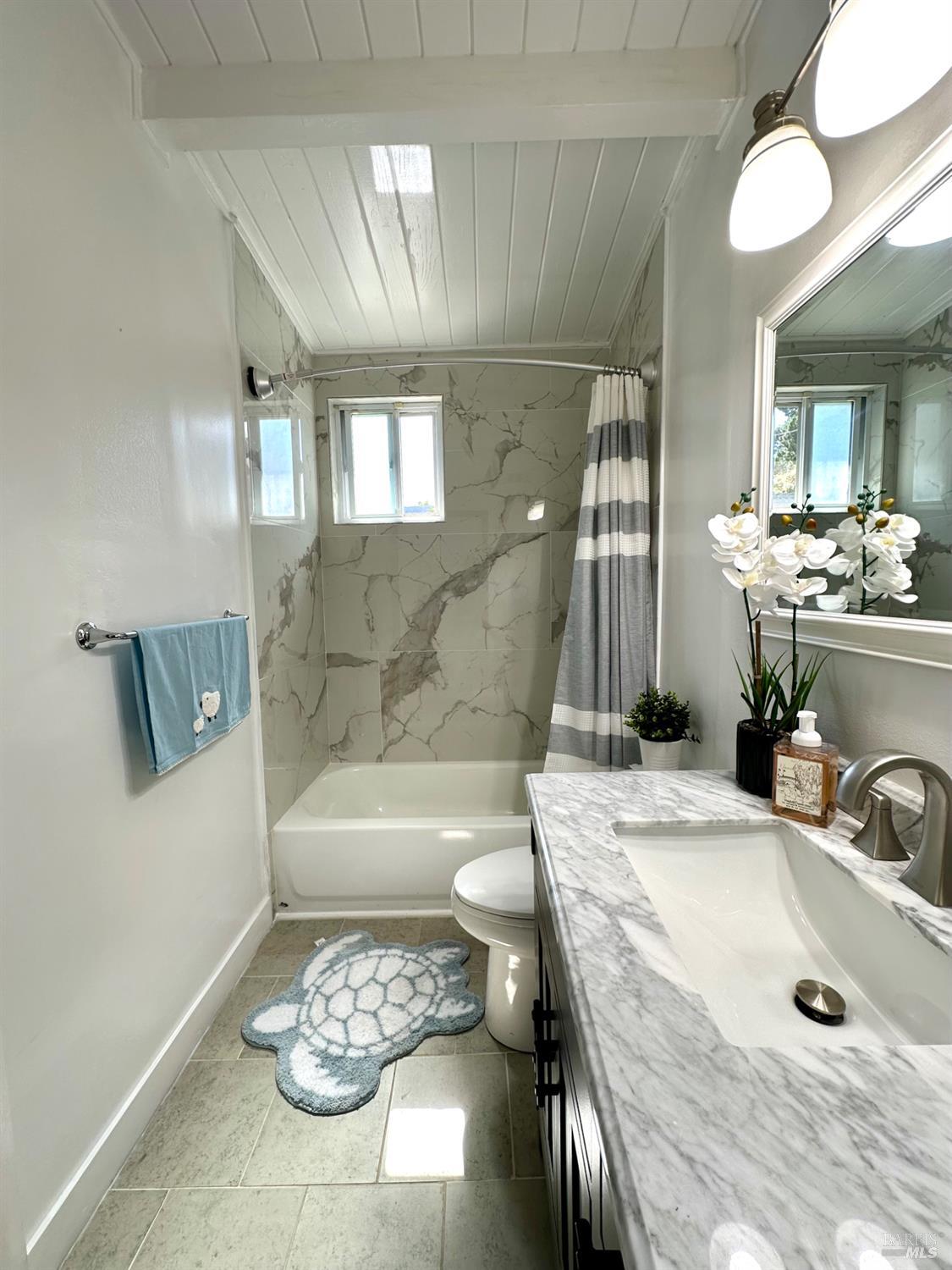 Detail Gallery Image 20 of 54 For 1111 Marionola Way, Pinole,  CA 94564 - 3 Beds | 1/1 Baths