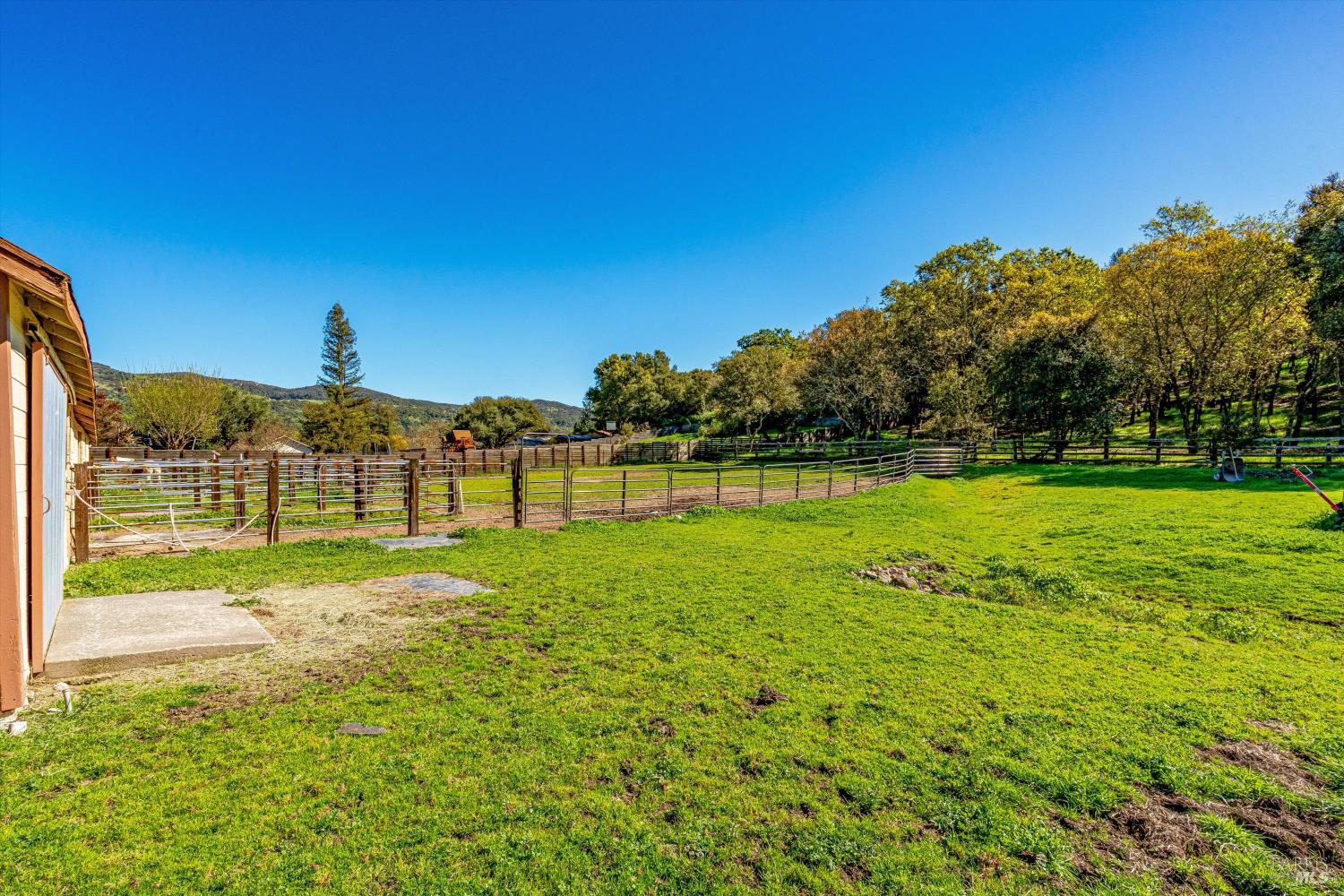 Detail Gallery Image 56 of 70 For 3061 North Ave, Napa,  CA 94558 - 3 Beds | 2 Baths