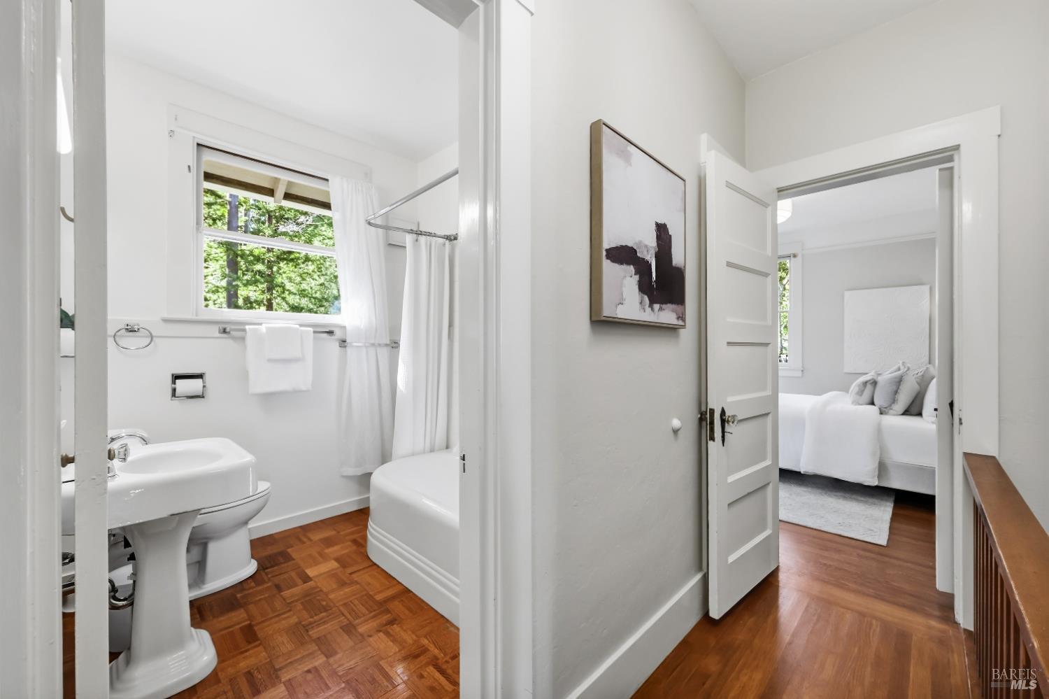 Detail Gallery Image 16 of 49 For 120 Redwood Rd, San Anselmo,  CA 94960 - 3 Beds | 2 Baths