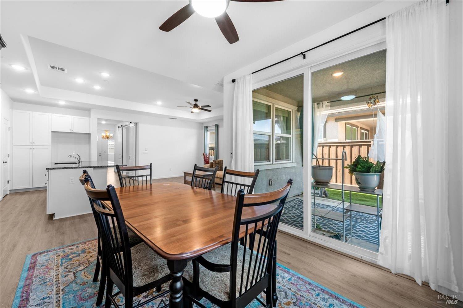 Detail Gallery Image 17 of 47 For 2130 Lark Way, Dixon,  CA 95620 - 3 Beds | 2 Baths