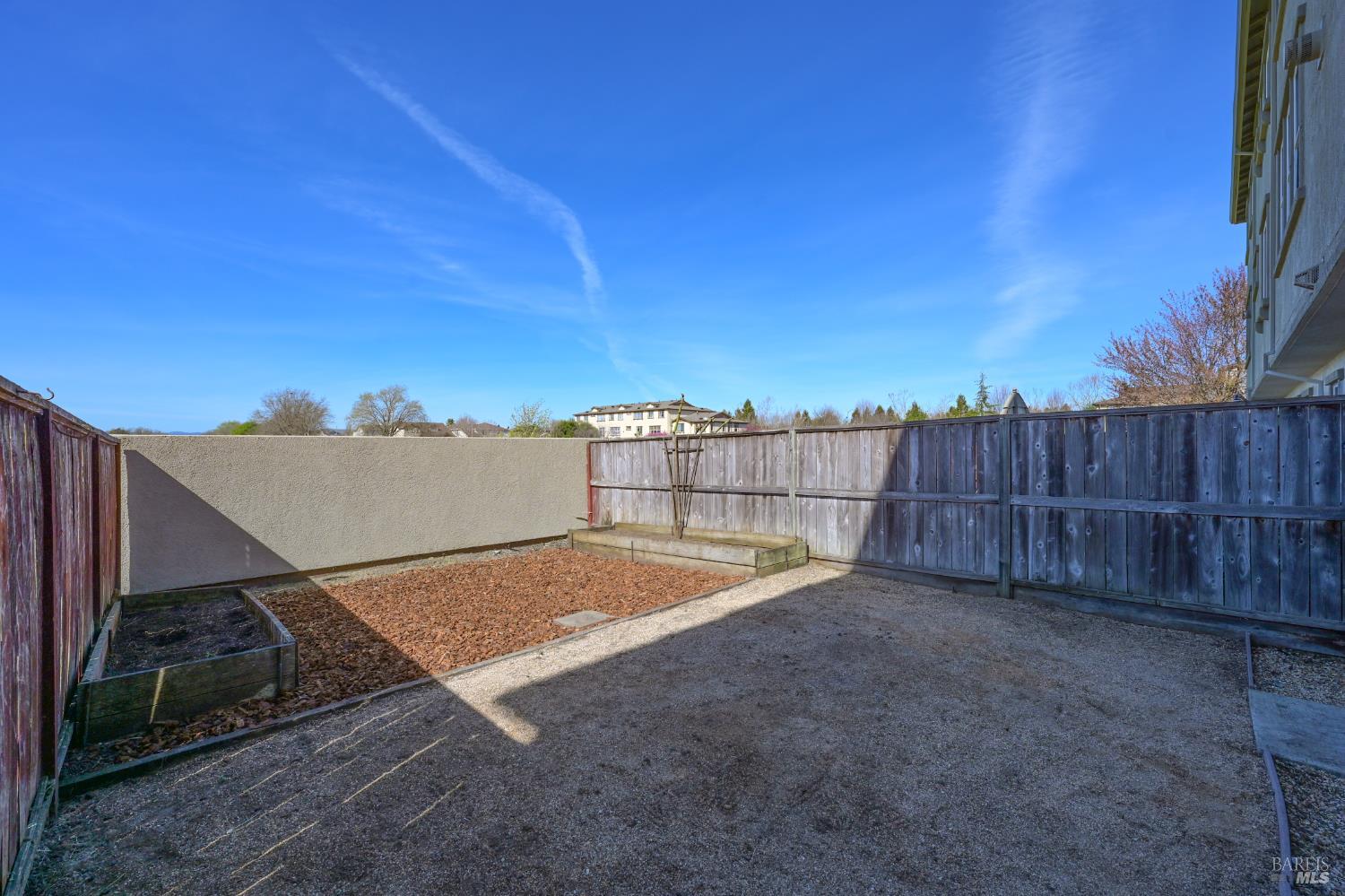 Detail Gallery Image 20 of 26 For 2835 Coleman Glen Ln, Santa Rosa,  CA 95407 - 3 Beds | 3 Baths