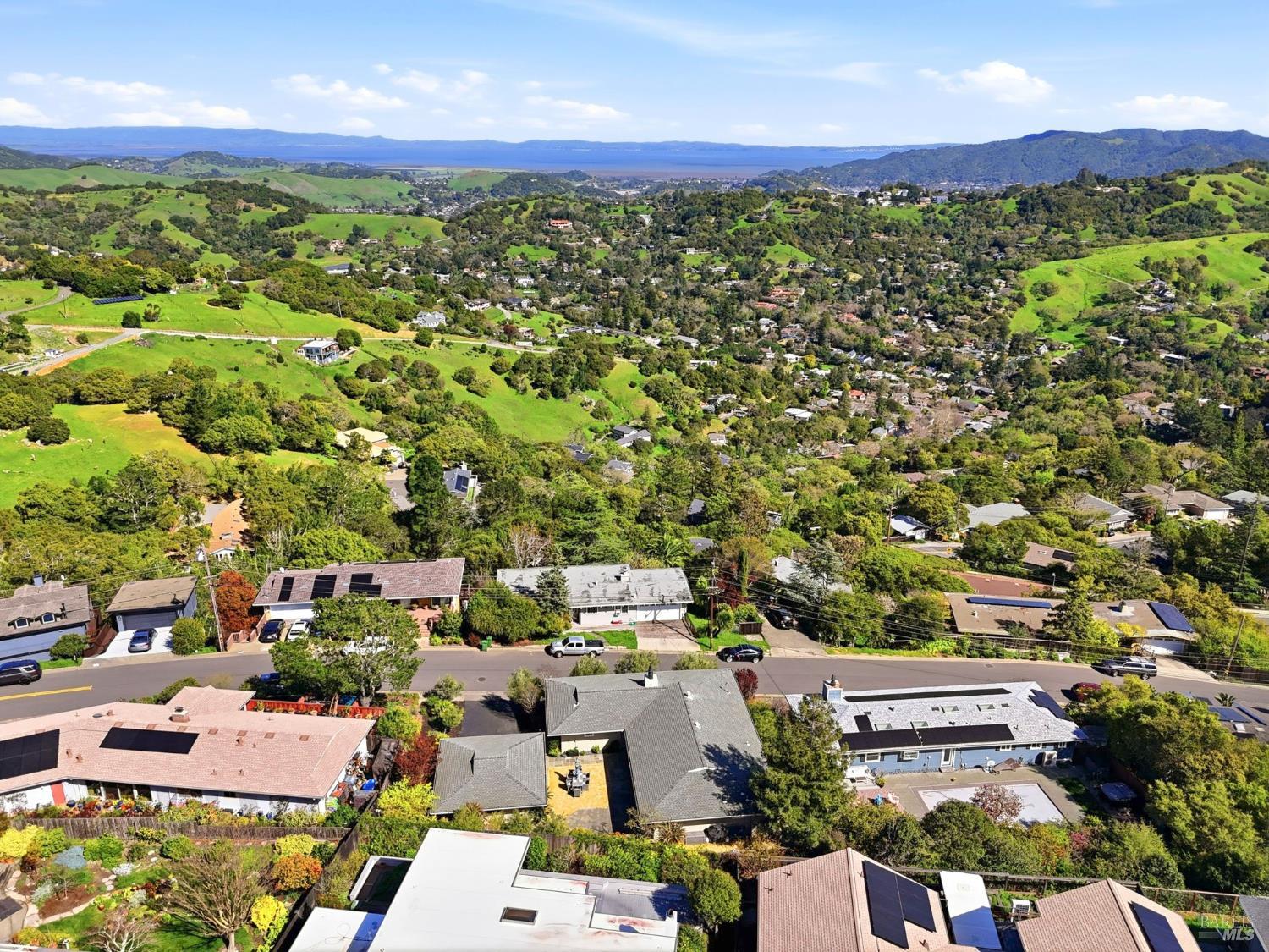 Detail Gallery Image 31 of 31 For 151 Oak Springs Dr, San Anselmo,  CA 94960 - 3 Beds | 2 Baths