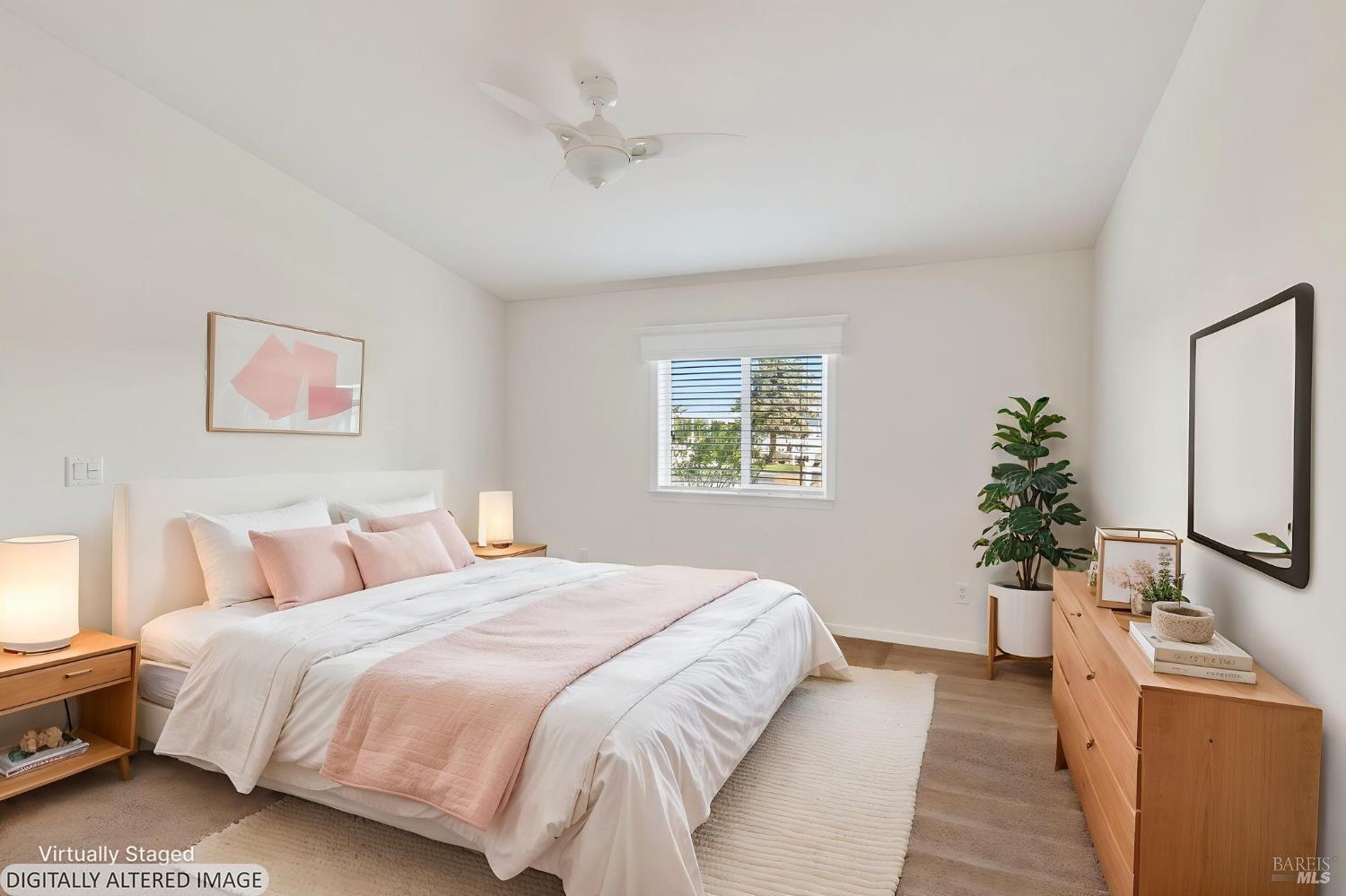 Detail Gallery Image 16 of 25 For 301 Robert Way, Napa,  CA 94558 - 2 Beds | 2 Baths