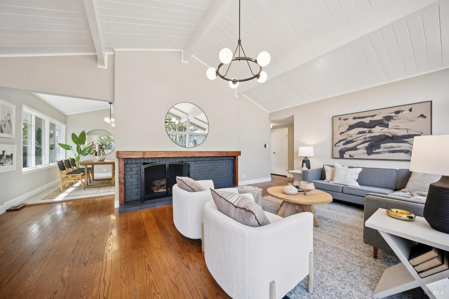 Detail Gallery Image 13 of 81 For 212 Blackstone Dr, San Rafael,  CA 94903 - 3 Beds | 2 Baths